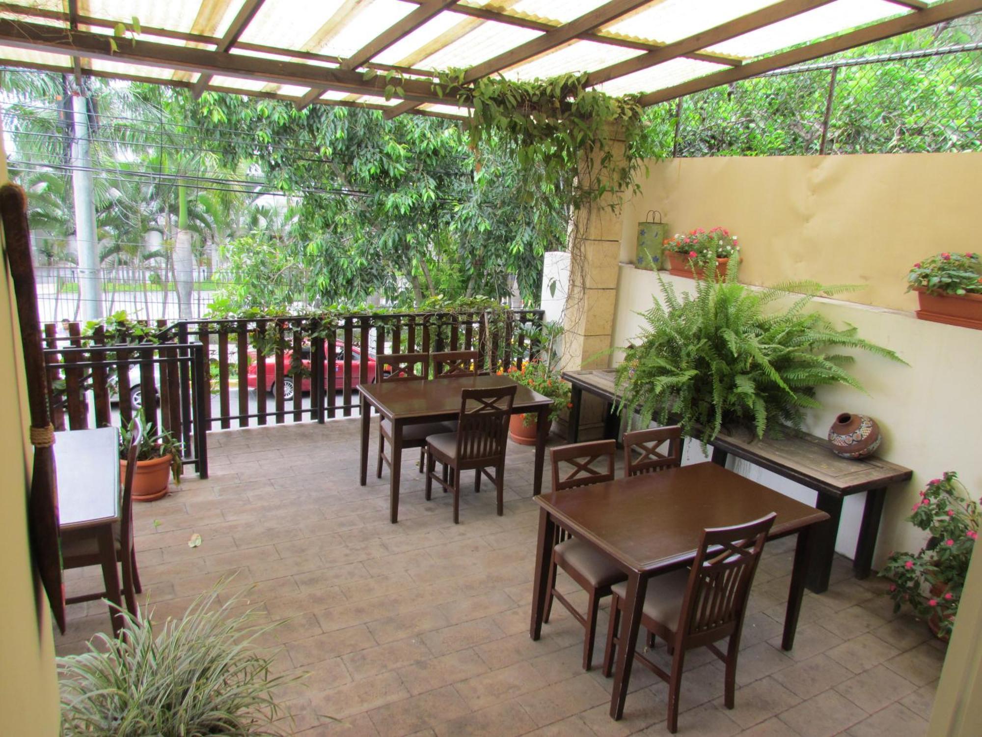 Hotel Arbol De Suenos San Salvador Exterior photo